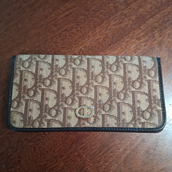 Dior Accessories - Dior Brown Monogram Key Holder